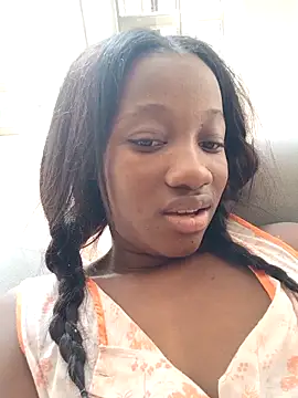 Snapshot of kharoll chatting on December 16, 3:06 pm kharoll online show from December 16, 3:06 pm