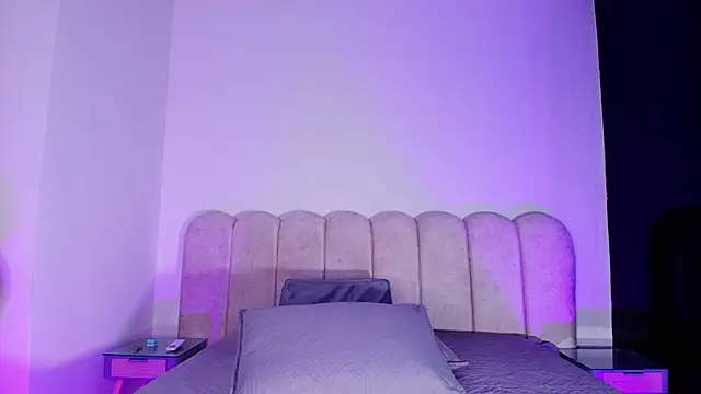 mia stanfort online show from November 29, 7:17 pm