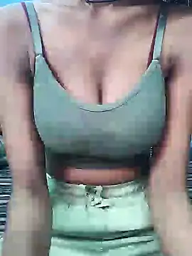 Snapshot of Anarkali900 chatting on January 13, 6:49 am Anarkali900 online show from January 13, 6:49 am