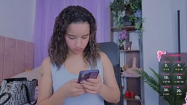 emilyrouxe online show from January 12, 4:01 pm