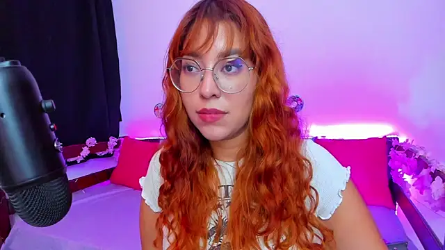  Moon Johnson online show from September 14, 11:59 pm