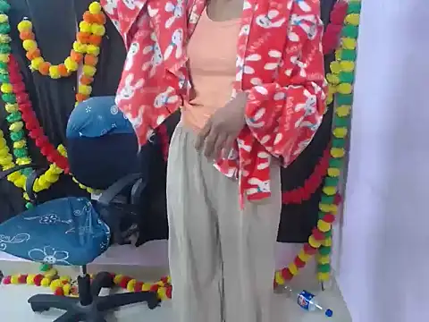 gulabo-Queen online show from December 10, 9:11 pm