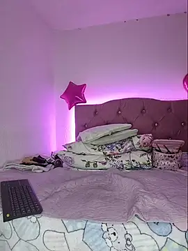 Snapshot of Melinaa-sex chatting on July 25, 11:24 pm Melinaa-sex online show from July 25, 11:24 pm