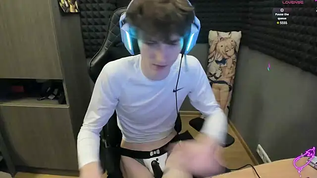 bambelbye online show from December 9, 3:54 pm