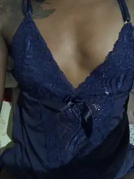 Snapshot of docinho1903 chatting on December 3, 12:13 am docinho1903 online show from December 3, 12:13 am