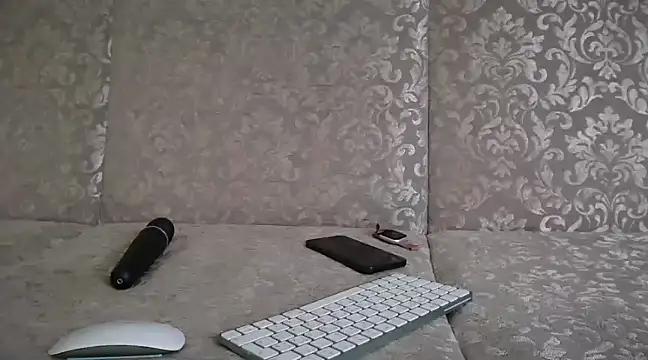 Snapshot of ElliaSquirtGirl chatting on January 31, 10:52 am ElliaSquirtGirl online show from January 31, 10:52 am