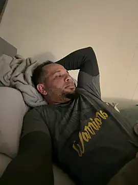 Snapshot of kelin17 chatting on March 18, 9:43 pm kelin17 online show from March 18, 9:43 pm