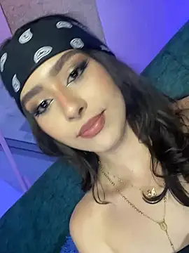 Danielacossio online show from March 23, 6:37 am