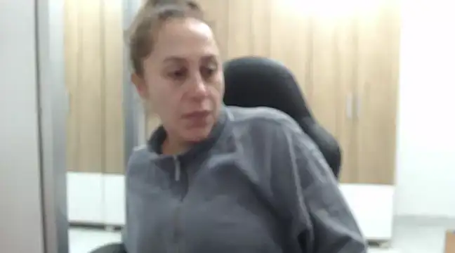 Snapshot of RoxanaLove9 chatting on February 8, 4:57 am RoxanaLove9 online show from February 8, 4:57 am