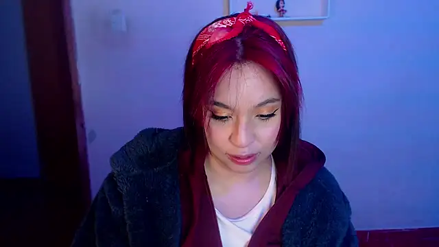 Snapshot of annie3 chatting on December 21, 1:47 am annie3 online show from December 21, 1:47 am