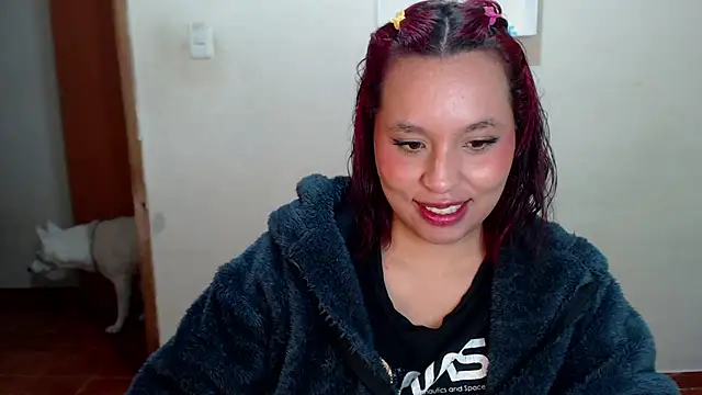 Snapshot of annie3 chatting on January 18, 6:13 am annie3 online show from January 18, 6:13 am