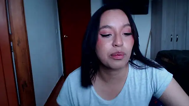 Snapshot of annie3 chatting on February 26, 6:32 pm annie3 online show from February 26, 6:32 pm