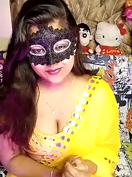 Hottyalia online show from December 11, 5:59 pm