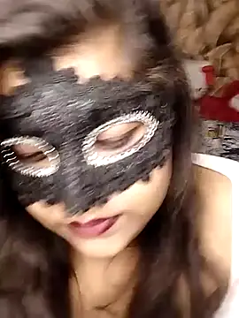 Hottyalia online show from December 30, 9:08 pm