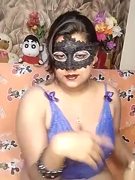 Hottyalia online show from January 9, 5:54 pm