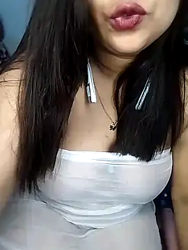 Hottyalia online show from February 7, 9:37 pm