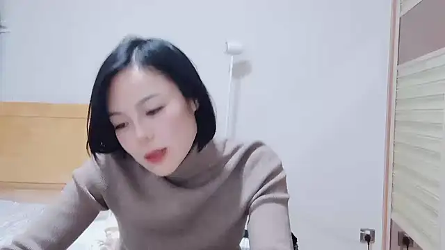 Snapshot of Linda-LL chatting on January 12, 11:28 am Linda-LL online show from January 12, 11:28 am