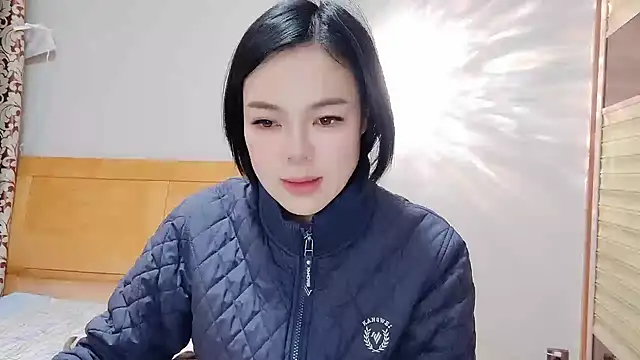 Snapshot of Linda-LL chatting on January 14, 12:54 am Linda-LL online show from January 14, 12:54 am