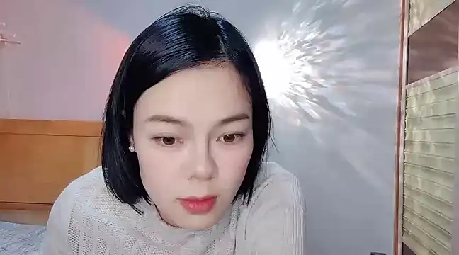 Snapshot of Linda-LL chatting on January 18, 11:21 am Linda-LL online show from January 18, 11:21 am