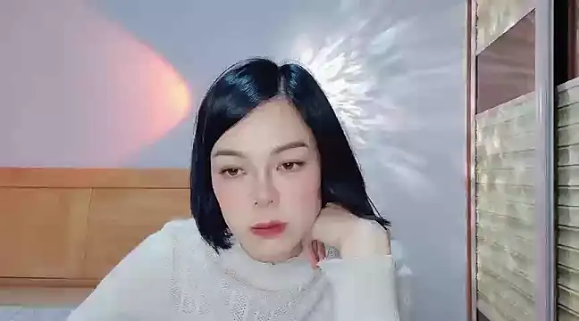 Snapshot of Linda-LL chatting on January 21, 1:11 pm Linda-LL online show from January 21, 1:11 pm