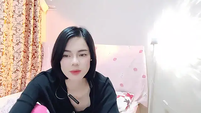 Snapshot of Linda-LL chatting on March 16, 5:36 am Linda-LL online show from March 16, 5:36 am