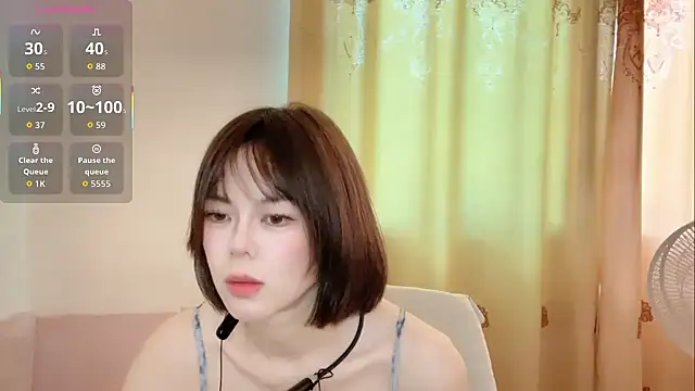 Snapshot of Linda-LL chatting on September 17, 5:53 am Linda-LL online show from September 17, 5:53 am