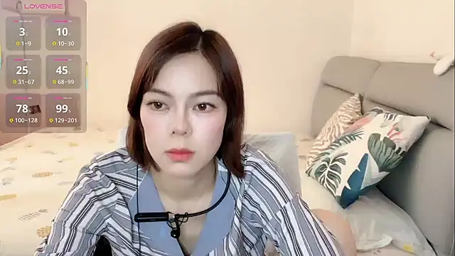 Snapshot of Linda-LL chatting on September 22, 5:53 am Linda-LL online show from September 22, 5:53 am