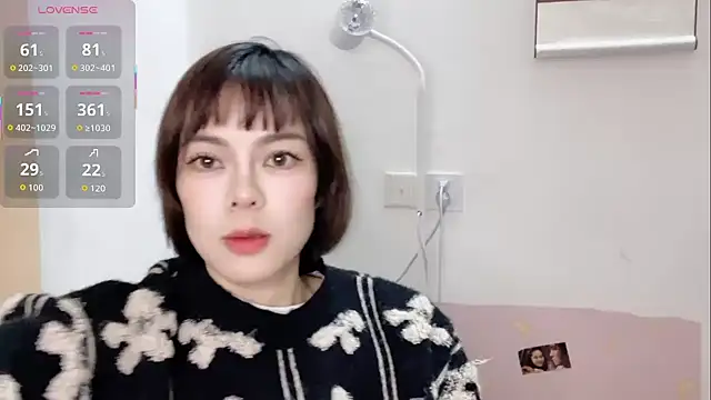 Linda-LL online show from November 12, 11:43 am