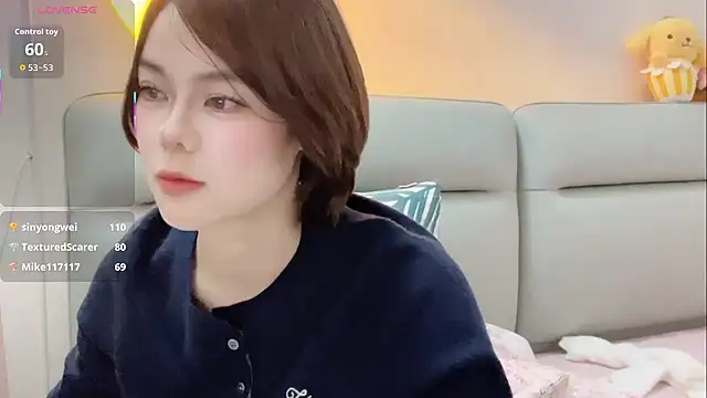 Linda-LL online show from February 24, 3:32 pm