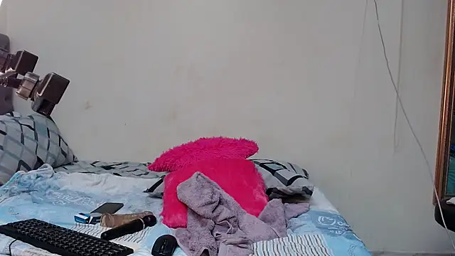 Snapshot of SHANTYBABE chatting on December 24, 11:33 pm SHANTYBABE online show from December 24, 11:33 pm