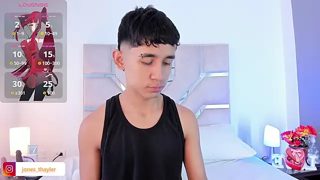 Thayler jones online show from November 30, 12:09 pm