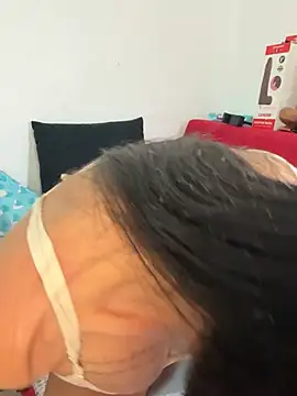 paisitahot1975 online show from February 10, 12:37 am