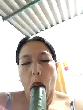 Snapshot of Natasha_olg chatting on December 30, 9:19 pm Natasha olg online show from December 30, 9:19 pm