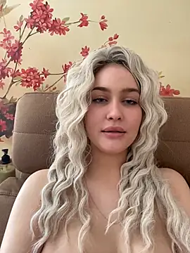 KikiWatson online show from January 9, 11:03 am