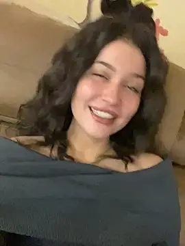 KikiWatson online show from February 22, 5:35 pm