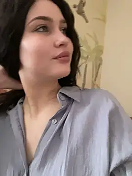 KikiWatson online show from February 24, 12:16 pm