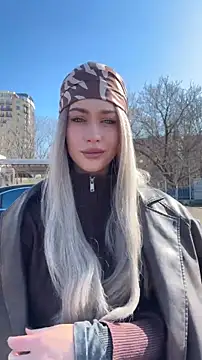 KikiWatson online show from March 2, 7:59 am