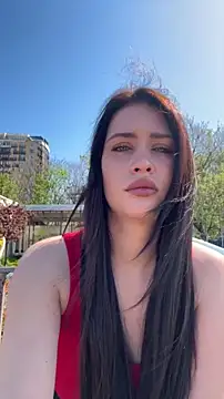 KikiWatson online show from April 16, 7:42 am