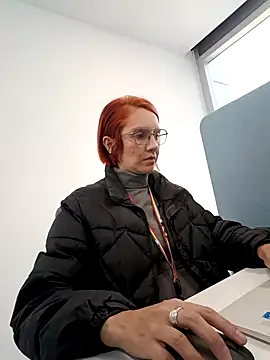 your red rose  online show from January 29, 12:56 pm