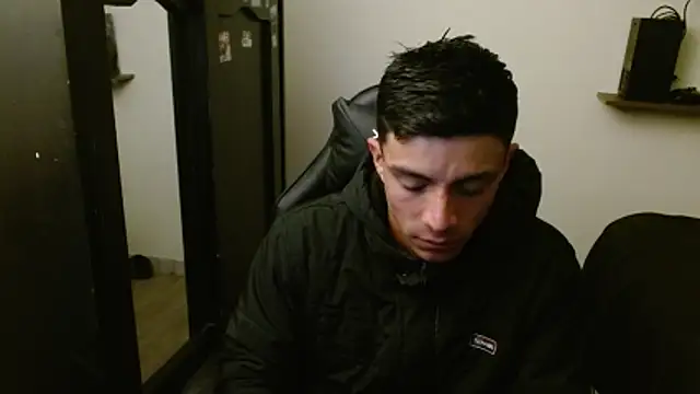 kv   xxx  online show from February 8, 2:48 am