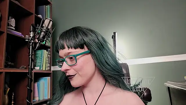 Snapshot of vesperjadex chatting on April 15, 4:52 am vesperjadex online show from April 15, 4:52 am