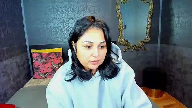 Snapshot of SelenaNoctis chatting on February 22, 5:02 am SelenaNoctis online show from February 22, 5:02 am