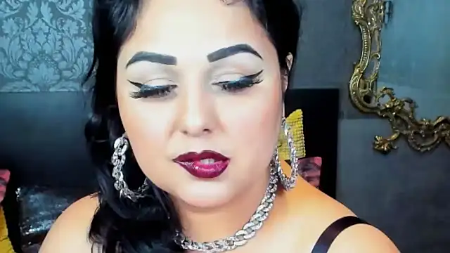 Snapshot of SelenaNoctis chatting on March 7, 10:45 am SelenaNoctis online show from March 7, 10:45 am