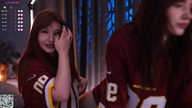 Wild Wonders online show from November 23, 3:12 pm