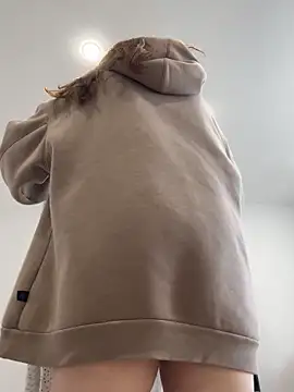 Topvi  online show from November 9, 8:23 am