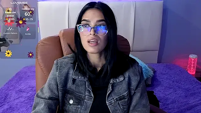 AlessiaVal  online show from September 13, 3:45 pm