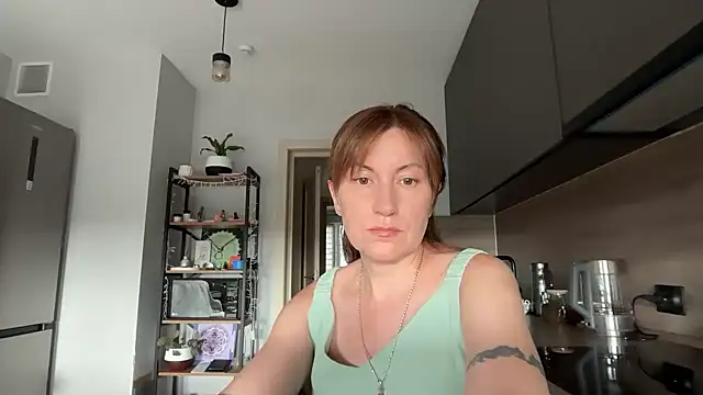 Snapshot of jainesummer chatting on July 1, 3:01 pm jainesummer online show from July 1, 3:01 pm