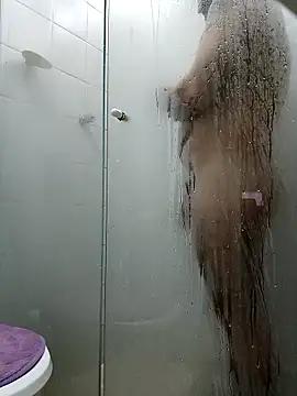 loganwolverine02 online show from December 2, 11:56 am