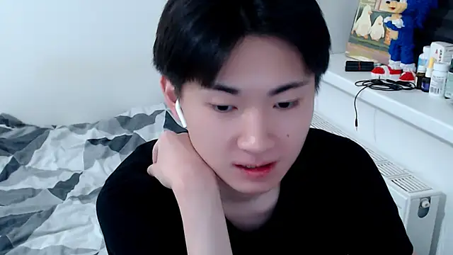 Snapshot of Miram_Yu chatting on May 1, 9:30 pm Miram Yu online show from May 1, 9:30 pm