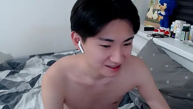 Snapshot of Miram_Yu chatting on May 3, 7:53 pm Miram Yu online show from May 3, 7:53 pm